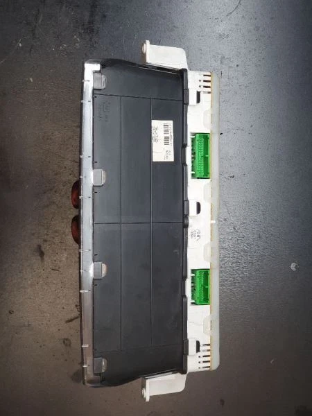 Grupo de velocímetro 00-01 para ISUZU TROOPER  Foto 4 de 4