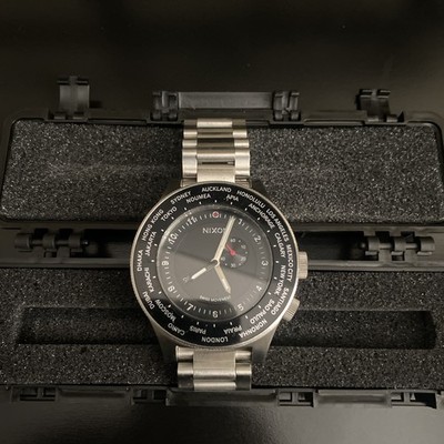 Rare Nixon Passport Jet Set World Time GMT Men's Watch Original Bracelet .