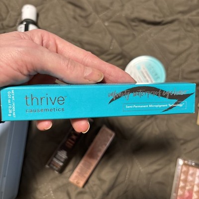 THRIVE CAUSEMETICS Infinity Waterproof Eyeliner in Lauren (Black Matte) NEW