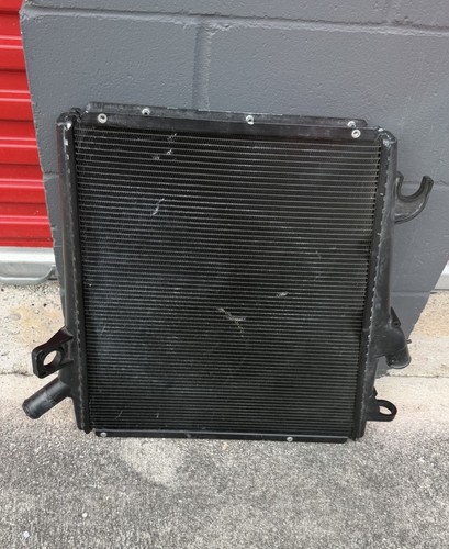 Ferrari 458 Spider Left Radiator P/N 262837 Photo - $1,296
