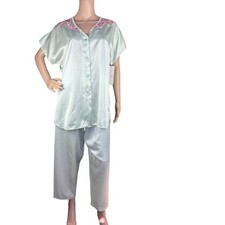 Vintage Val Mode Lingerie 2 Pieces Pale Green Satin Pant Top Sleepwear Set M