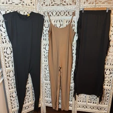 3 Pc Women’s Clothing Bundle Boutique Reseller Lot NWOT Mixed Brands Size LARGE