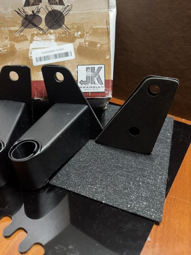 rugged ridge wrangler jk Brackets Only x3 Brand New - Picture 3 of 6