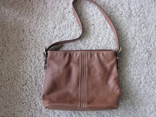 Women's WILSON'S LEATHER Tote Brass Tone Hardware Tan Purse/Handbag/Shoulder