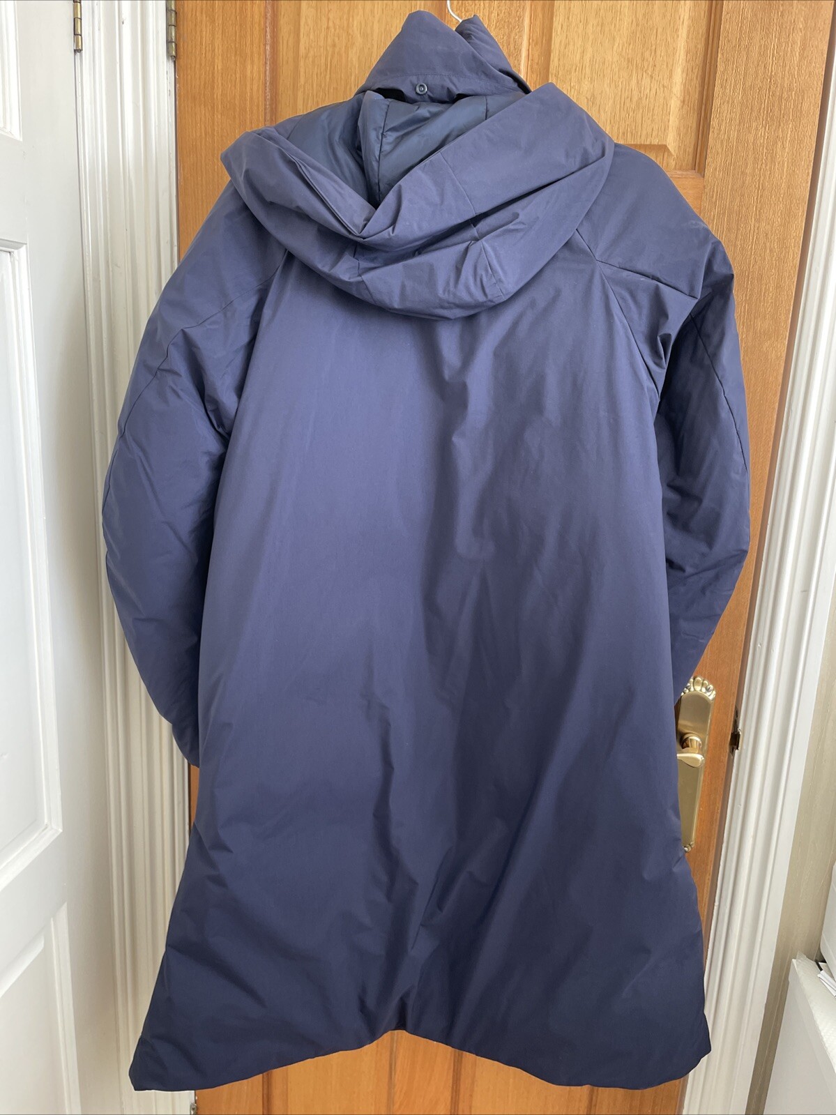 New With Tags UNIQLO Ultra Warm Hybrid Down Long Coat Navy Size M medium Women’s image 9