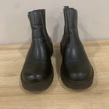 She & In Womens Size 11 Black Stretch Boots PLEASE SEE PICTURES FOR DETAILS