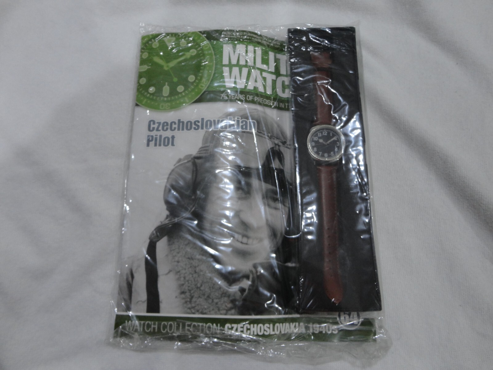 Купить Eaglemoss Watches Military Collection Czechoslovakian Pilot