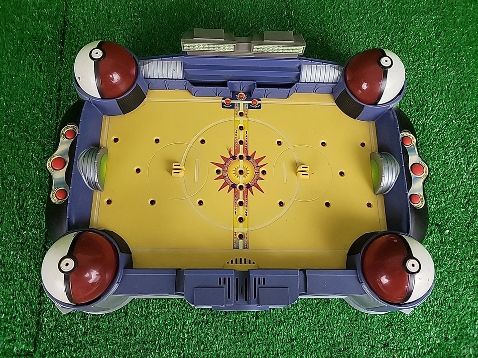 2000 Hasbro Pokemon Think Chip Battle Stadium (For Parts) - Image 2 of 4