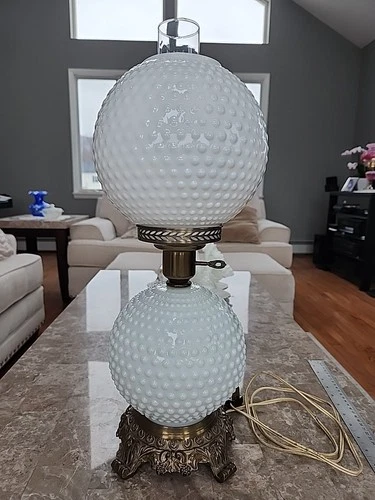Vintage White Hobnail Milk Glass GWW Parlor Lamp, 22" Tall. 3 Way Switch