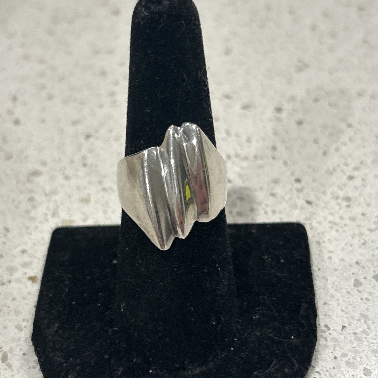Sterling Silver Solid  Ribbed Band Statement Ring… - image 1