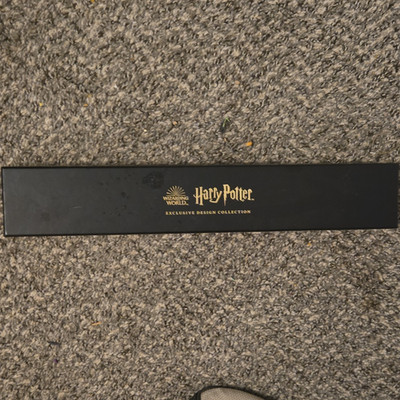 Wizarding World Harry Potter Exclusive Design Collection Wand with Box