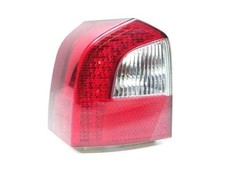 VOLVO V70 III BW Rücklicht hinten links 30698983 2.40 Diesel 136kw 32646285