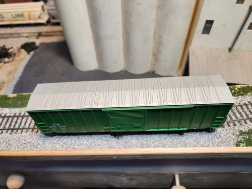 Walthers MainLine 910-46001 Burlington Northern 214215 50' ACF Boxcar Like newHO - Picture 11 of 12