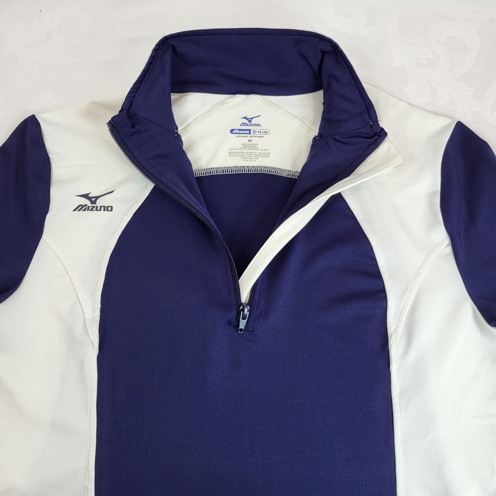 Mizuno DriLite Lightweight Performance Volleyball… - image 10