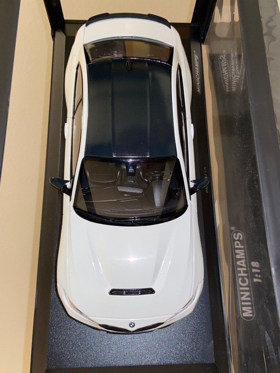 MINICHAMPS BMW (F87) M2 CS White, Carbon Roof, Black Wheels MINICHAMPS BMW (F87) M2 CS White, Carbon Roof, Black Wheels