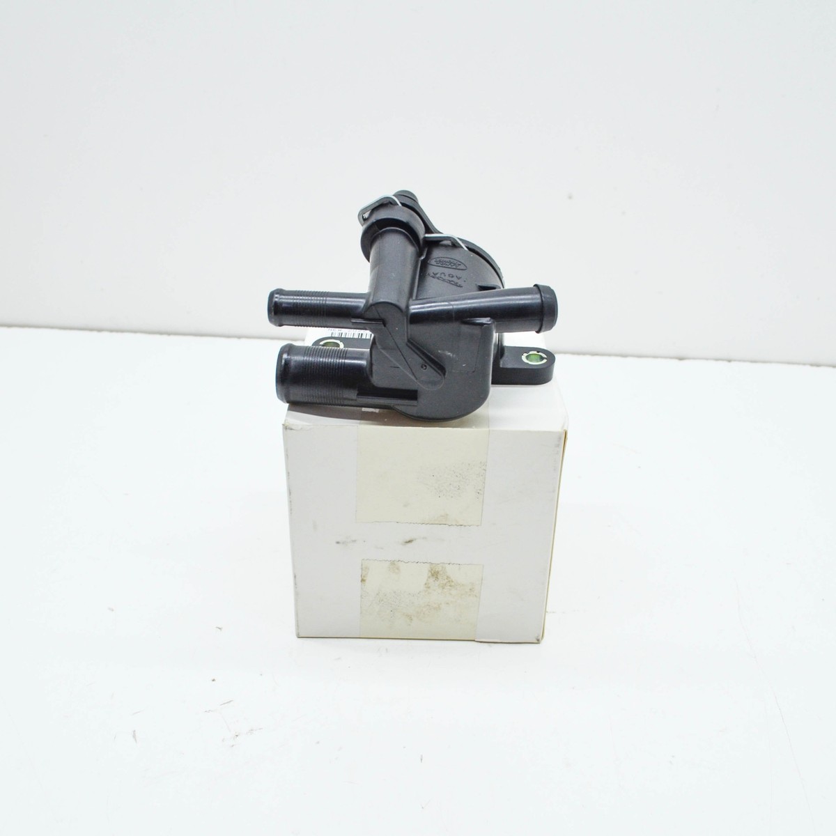 JAGUAR E-PACE X540 Oil Coolant Separator JDE38626 NEW GENUINE | eBay