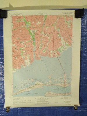 22/" X 27/" New York State Quadrangle Topographical Map of Patchogue 1967 M-4