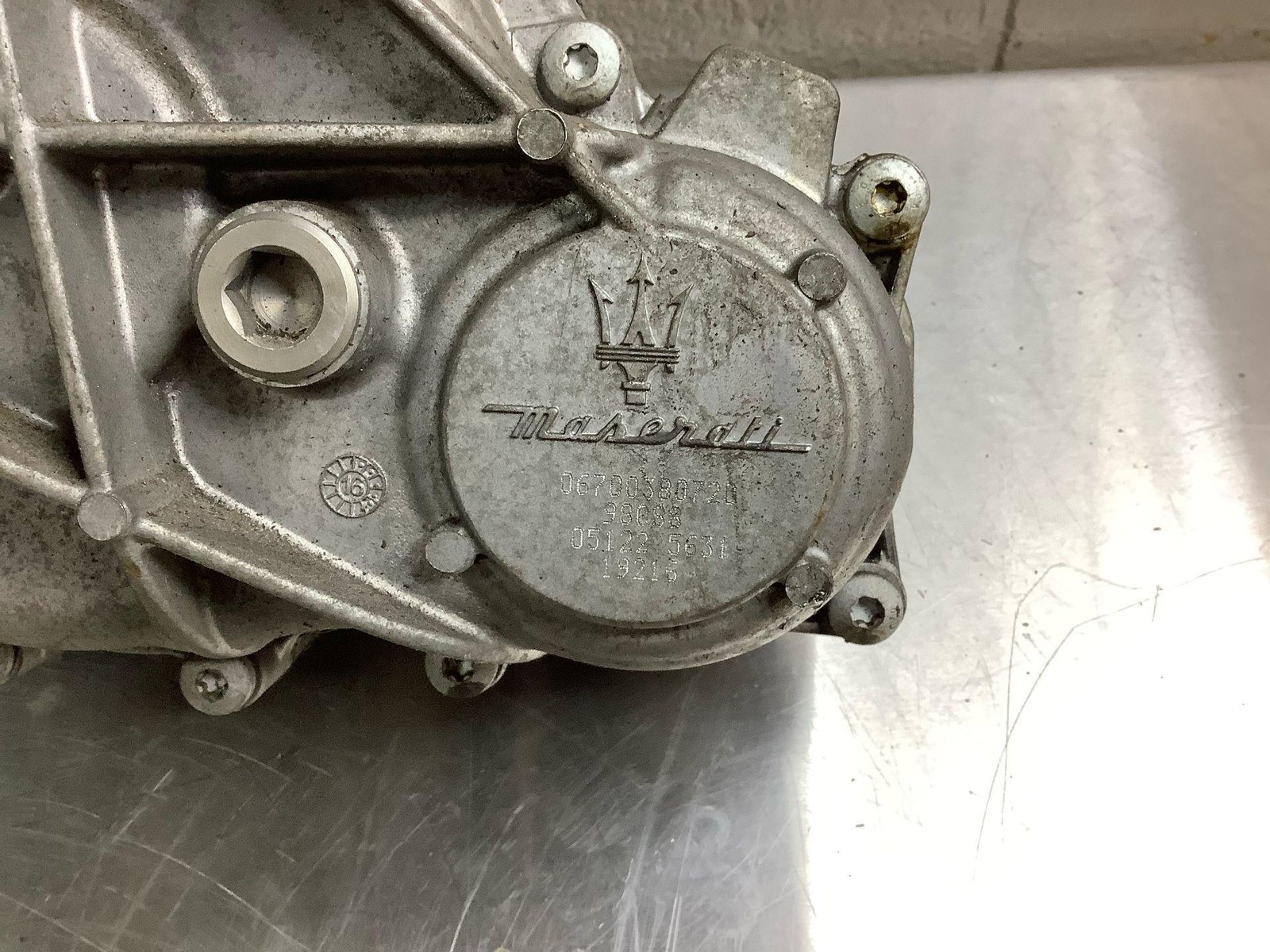2017 - 2020 MASERATI LEVANTE 3.0L AWD Transfer Case Oem