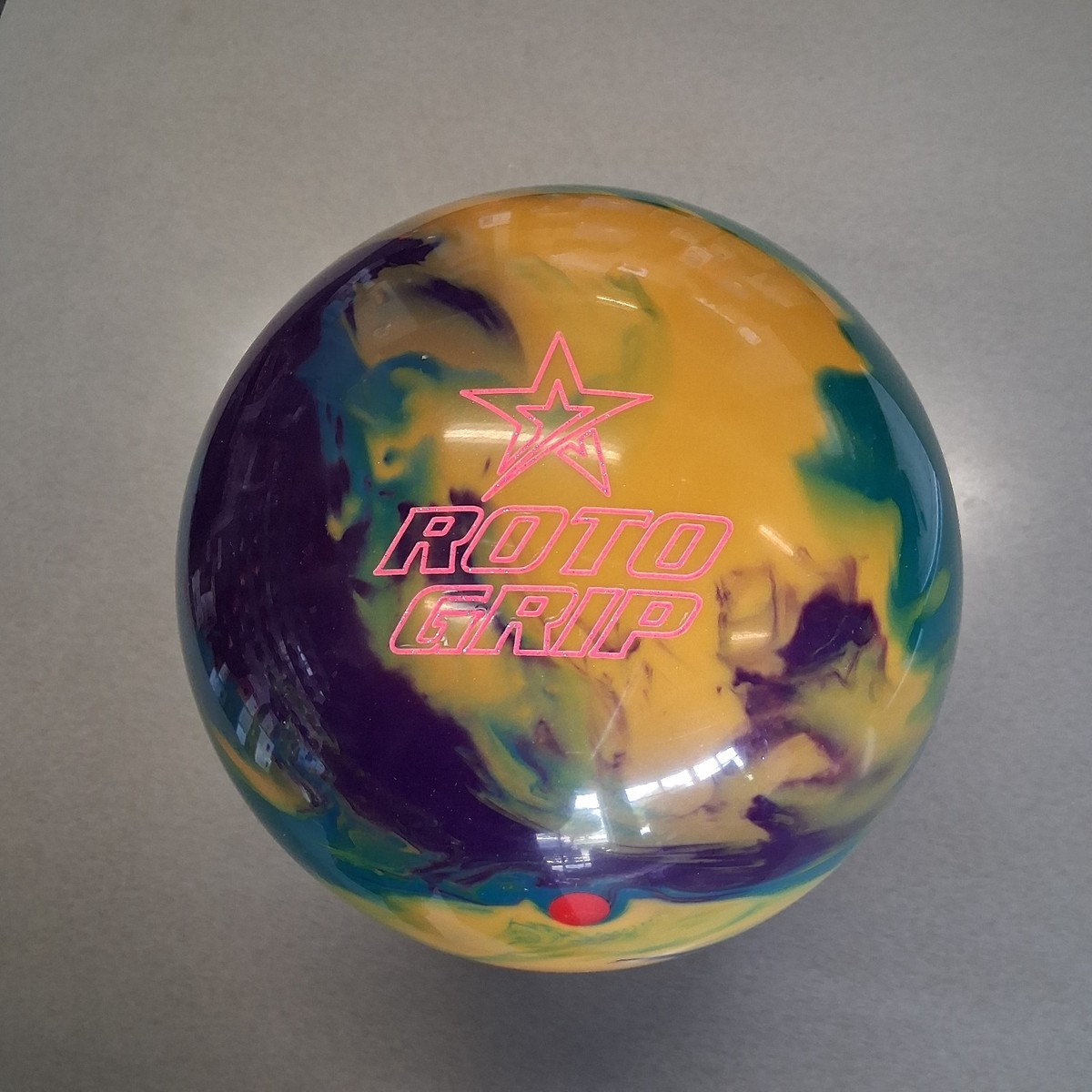 Roto Grip Exotic Gem 1ST QUALITY bowling ball 15 LB. NEW IN