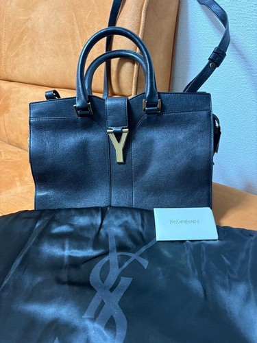 Yves Saint Laurent Cabas Chyc Black Leather Shoulder Bag Used