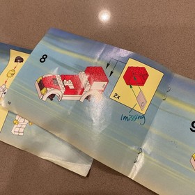 LEGO CITY: Doctor's Car 7902 99% Complete Missing 1 Piece Hospital Ambulance