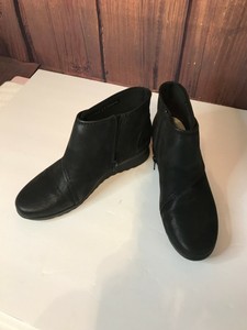 cloudsteppers by clarks exposed ankle booties