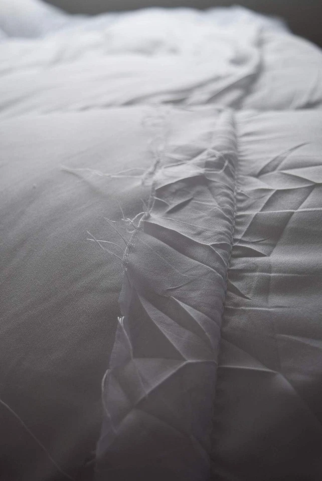 DOUBLE Duvet Quilt Slight Second ex chainstores NO HOLES - 50% SALE ENDING SOON - Image 3 of 4