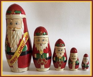 vintage wooden santa nesting dolls