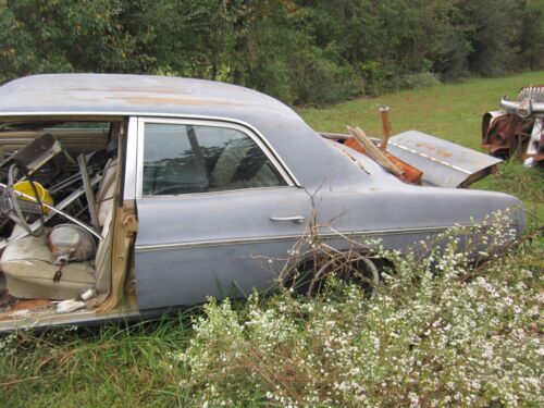 67 BUICK SPECIAL 4 DOOR SEDAN LEFT REAR UPPER DOOR WINDOW TRIM MOLDING 1967 - Picture 6 of 11