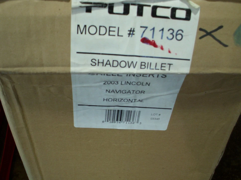 Inserto de rejilla-sombra Putco 71136 para Lincoln Navigator 2003 Foto 3 de 3