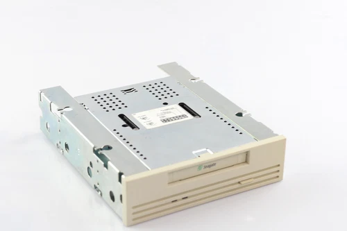 Seagate STD28000N 4GB/8GB SCSI DDS3 10002775-001 Tape Drive