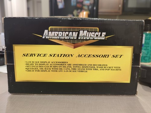 2001 RC ERTL AMERICAN MUSCLE Service Station accessory set 1:18 scale  - Picture 4 of 8