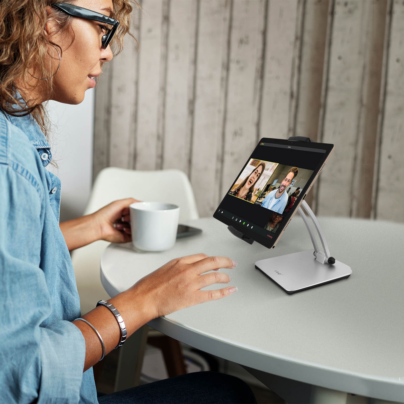 Support tablette et smartphone LinQ HD3285 réglable avec socle de bureau robuste