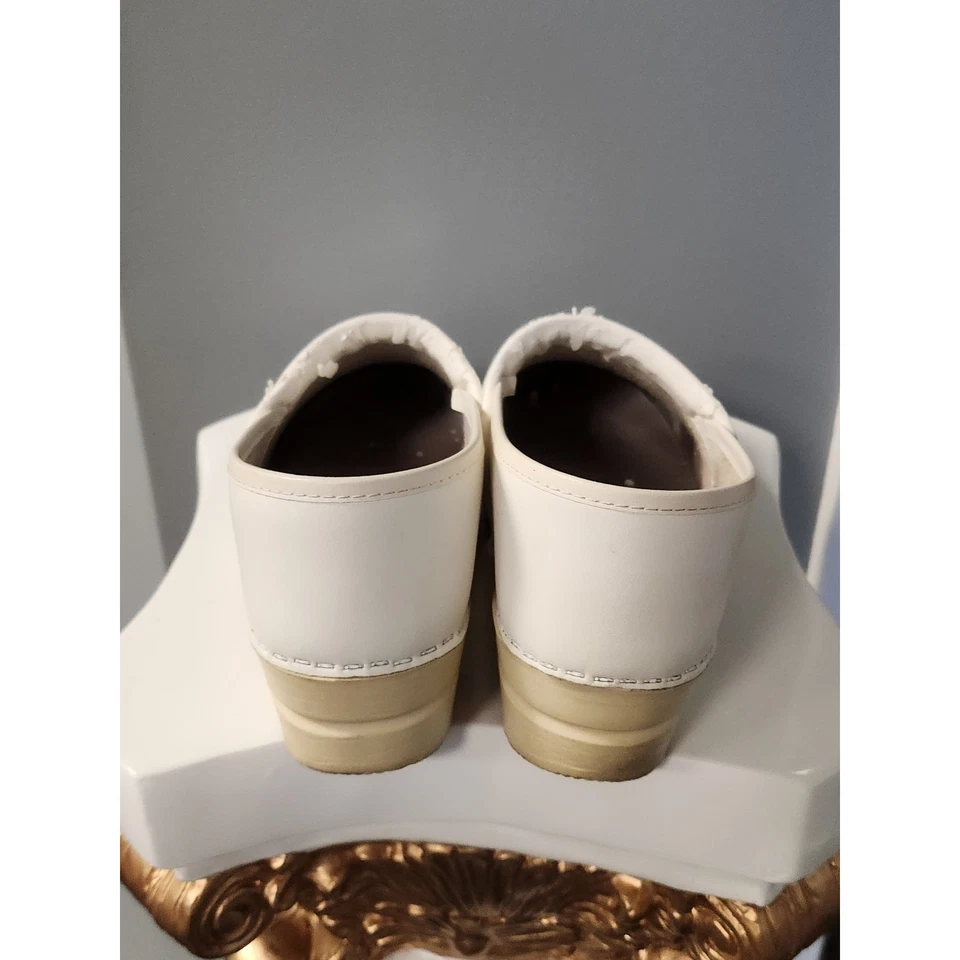 Zueco Sanita Profesional Charol Blanco 40 EE. UU. 9,5 Enfermera Foto 3 de 4