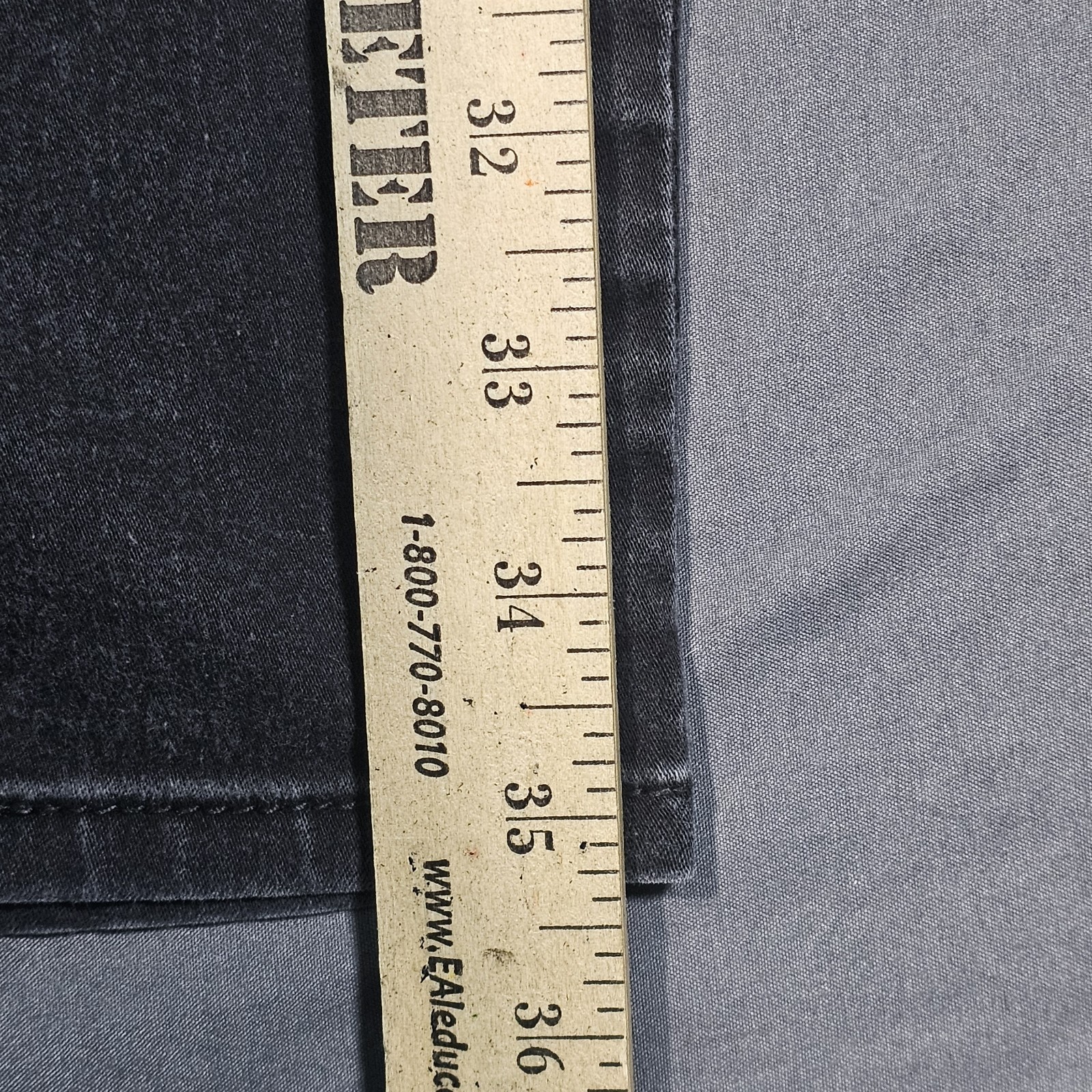 Signature Levi Strauss Totally Shaping Pull-On Skinny Black Womens Denim 12S  thumbnail 8