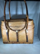 Vintage Unbranded Straw Purse Wooden Handles