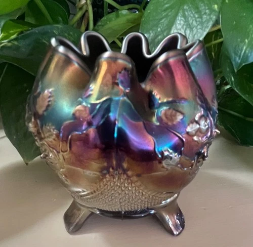 Antique Amethyst Northwood Carnival Rose Bowl "FineCut & Roses” Pattern 4”T x4"W