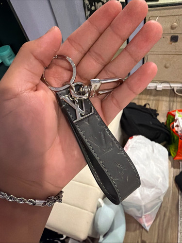 Louis Vuitton Dragonne Key Holder Key Chain LV Monogram + Dust Bag