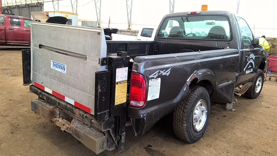 Front Axle 4 Wheel ABS 4.10 Ratio Fits 02-04 FORD F250SD PICKUP 6858850 Foto 3 de 4