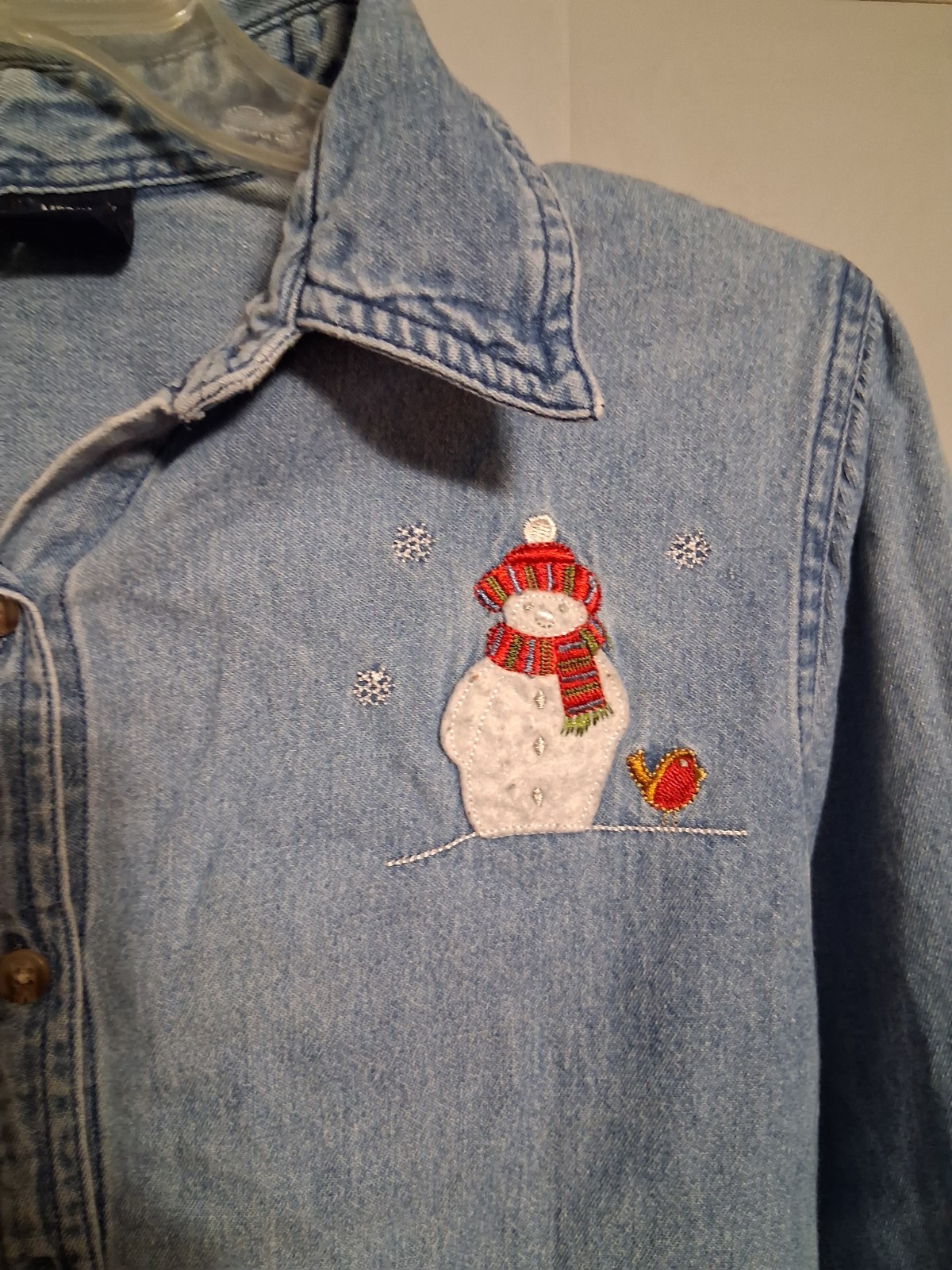 Basic Editions M Denim Embroidered Christmas Shir… - image 3