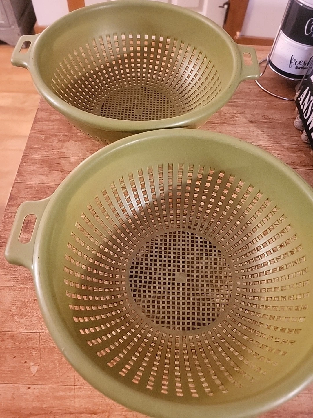 Lot Of 2 Vintage Avocado Green Max Klein Co Strainer Colander