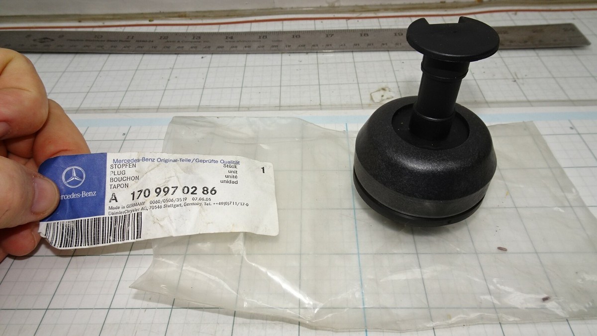 メル41690です Mercedes HVAC Blend Door Motor - Genuine Mercedes 099906980064