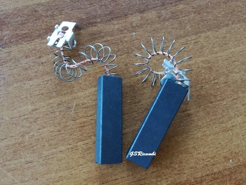 Carboncini Motore Lavatrice Beko Arcelik - 2 Pezzi Tipo R 5x12.5x32mm | Ricambio Originale