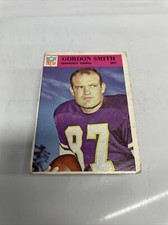 VINTAGE NFL Football Card USA America Gordon Smith Minnesota Viking Mancave 1966