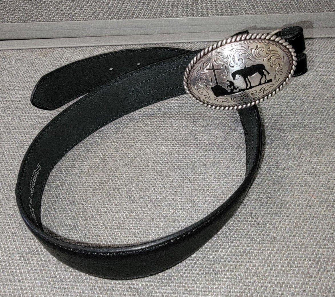 Nocona Cowboy Praying at the Cross Youth Belt Buckle Western Size 24 eBay