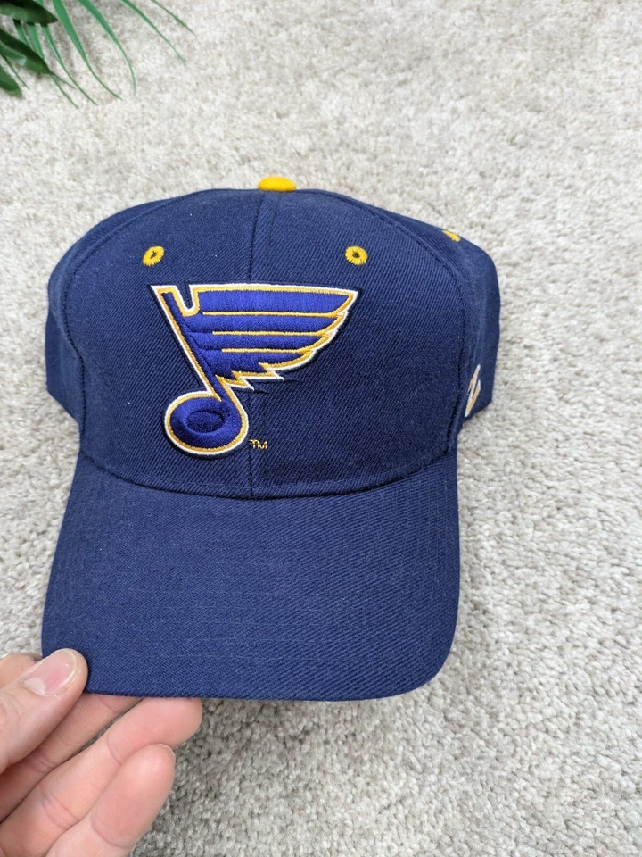Vintage St Louis Blues Zephyr NHL Wool Hat 7 3/8 Strapback Blue 90s Y2K Hockey  - Image 2 of 4