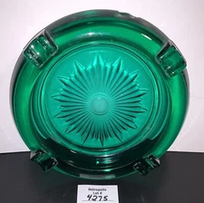 Emerald Green Ashtray Round Vintage 4 Slot 6.5”