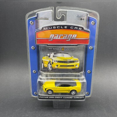 Miniature Chevrolet Camaro SS 2006 - Muscle Bigtime 1/18 - Blanche - Neuve