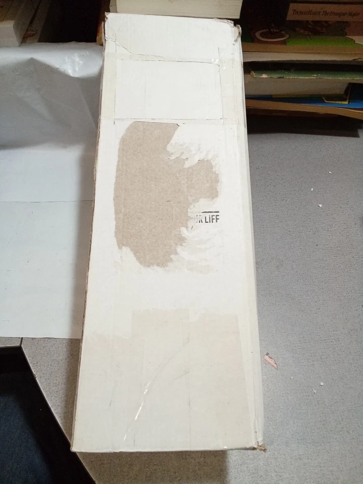 SOOYEE 6 PCS Bookshelf (CLEAR) With Screws / Damaged Box - Image 4 of 4