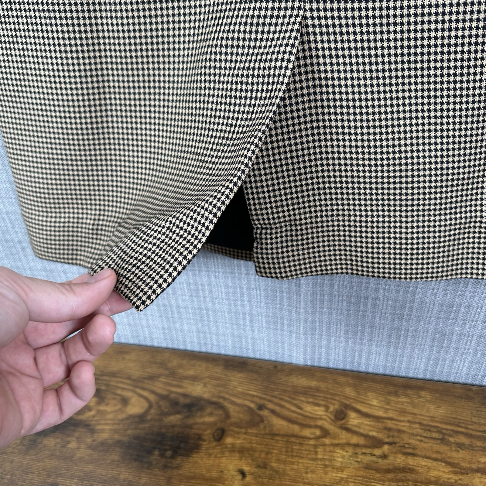 Le Suit 2 Piece Set Houndstooth Jacket Skirt Women 12 Petite Brown Classic Retro